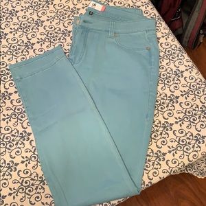 Cabi Curvy & Skinny jeans